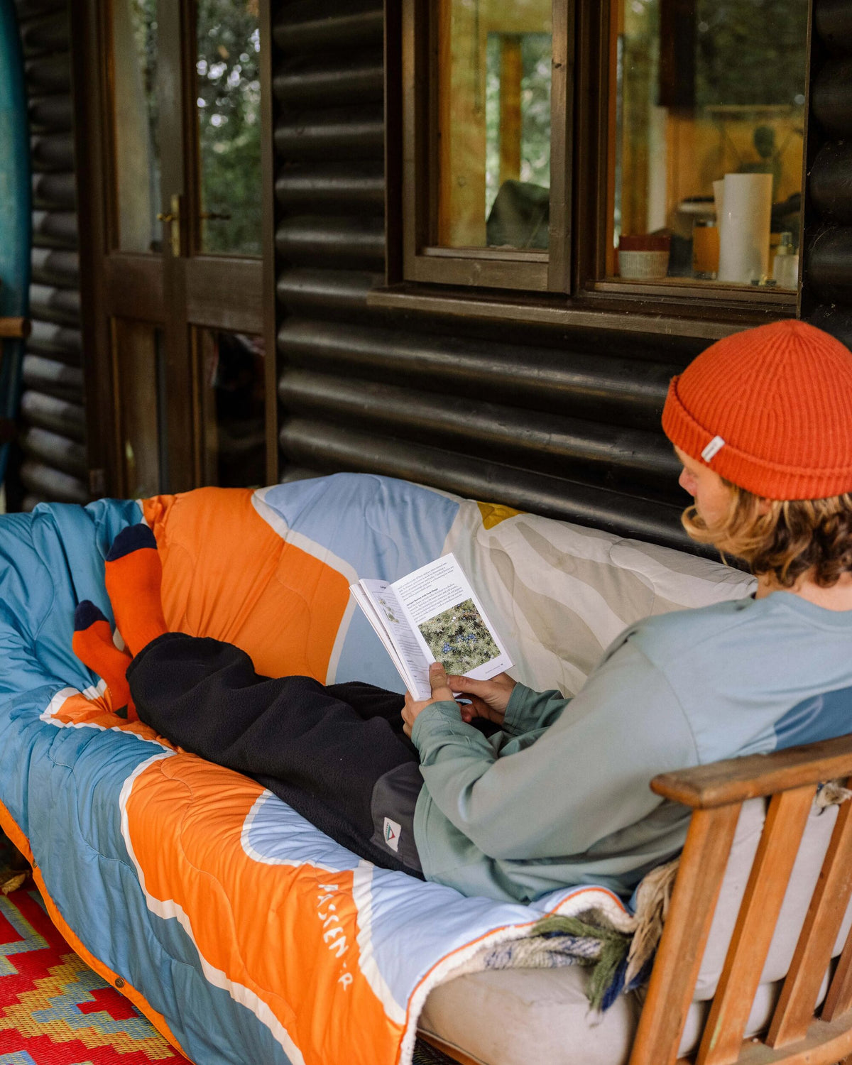 Offgrid Sherpa Fleece Jogger - Black - Lifestyle