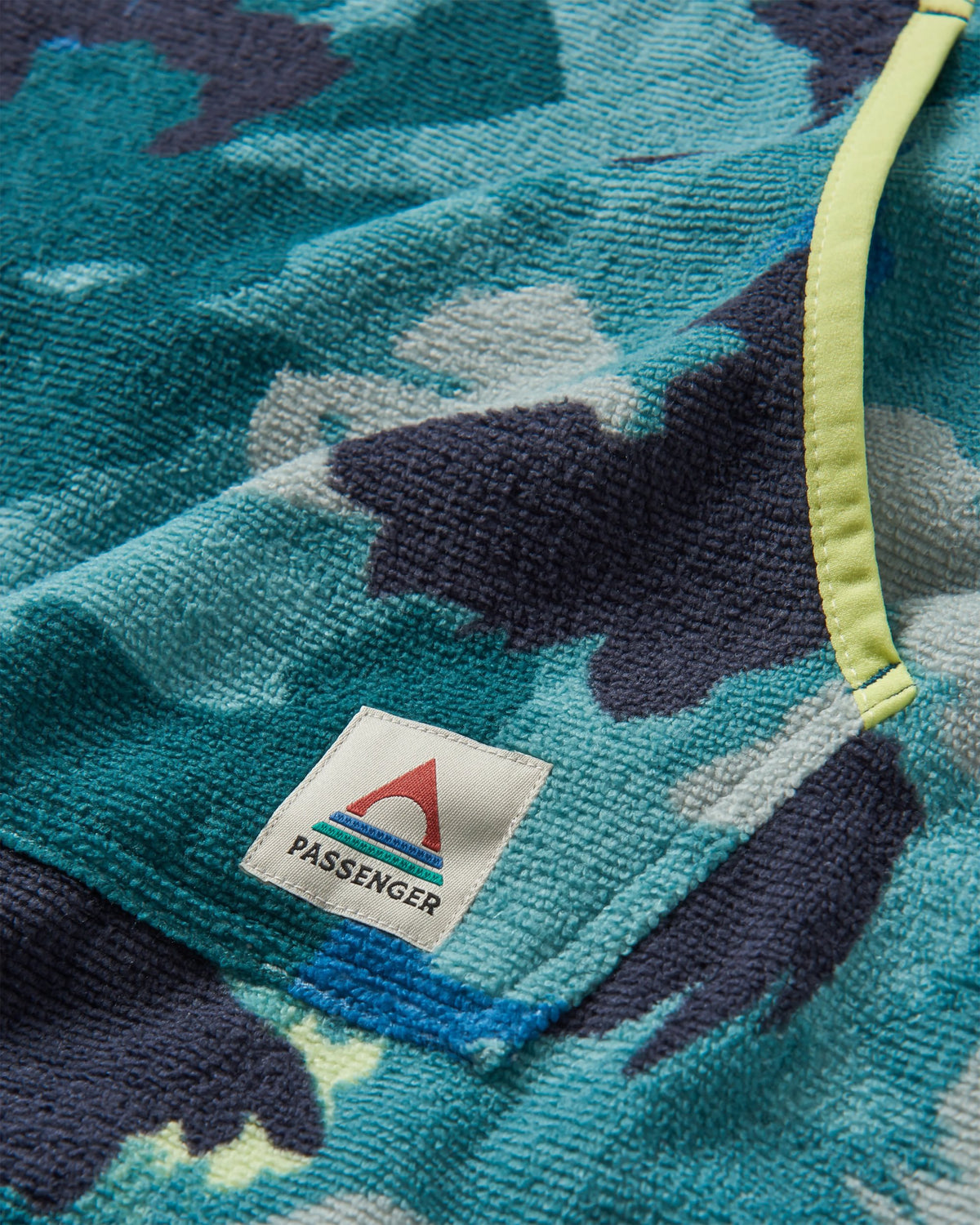 Tulum Towel Poncho - Alpine Camo Khaki - Flatlay