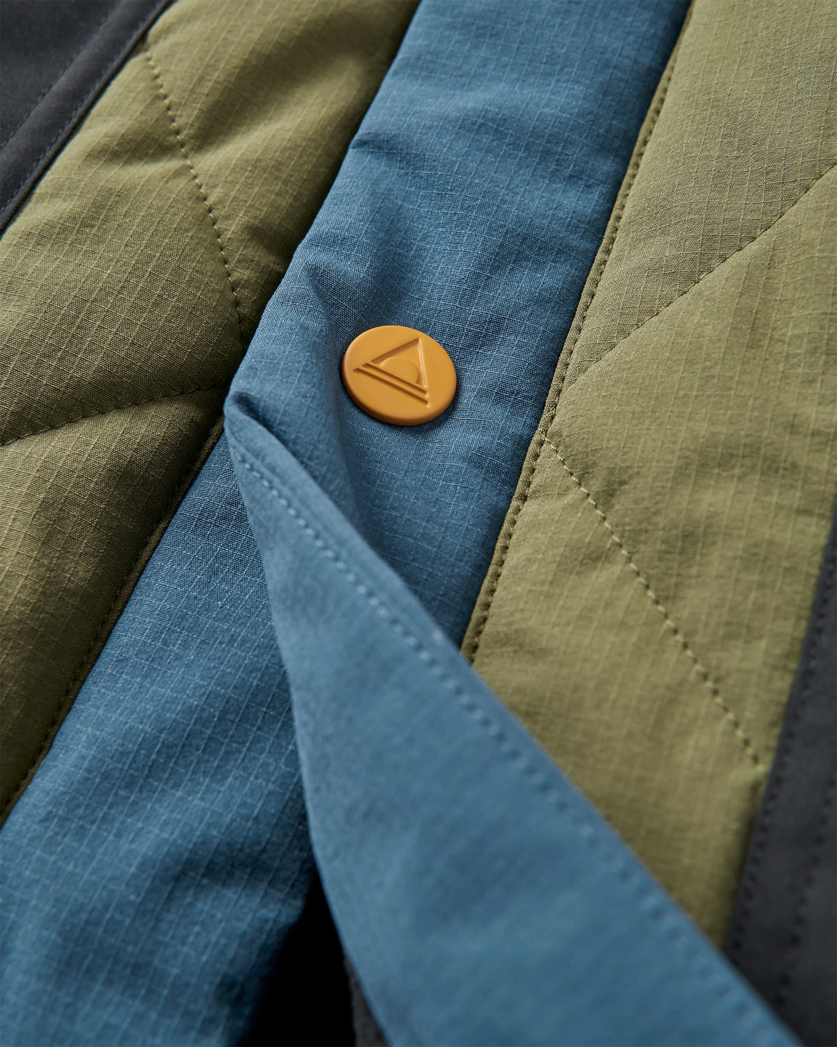 Campscape Fleece Lined Parka - Black/Khaki - Flatlay