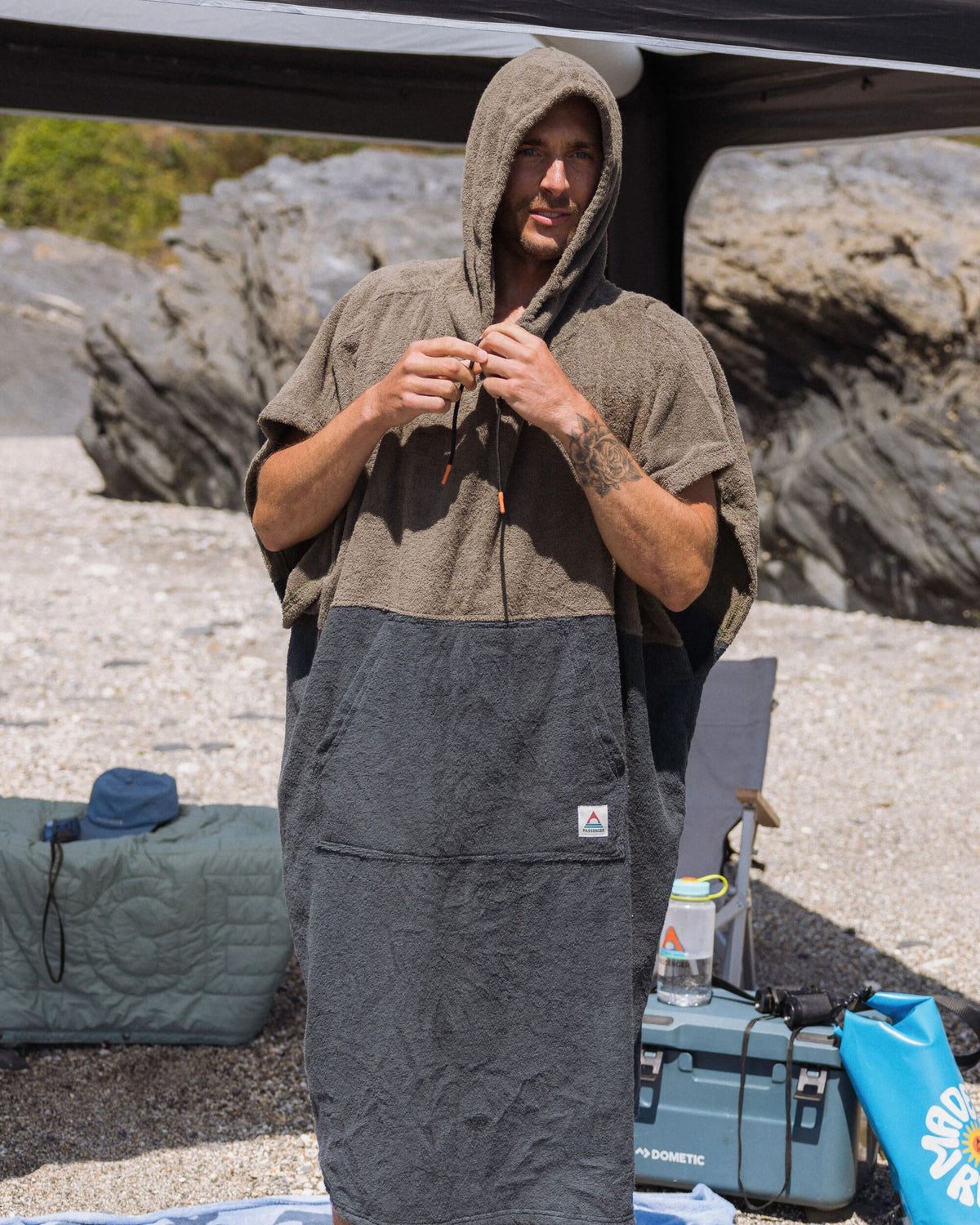Shoreline Cotton Towel Poncho - Dusty Olive/Charcoal - Lifestyle - Male