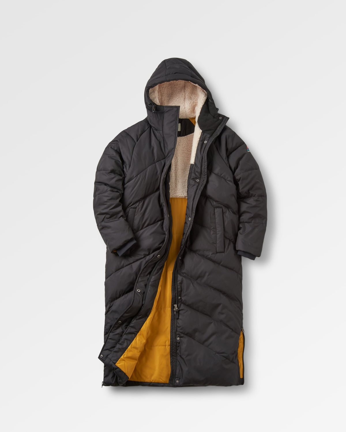 Tasman Long Insulated Jacket - Black - Flatlay