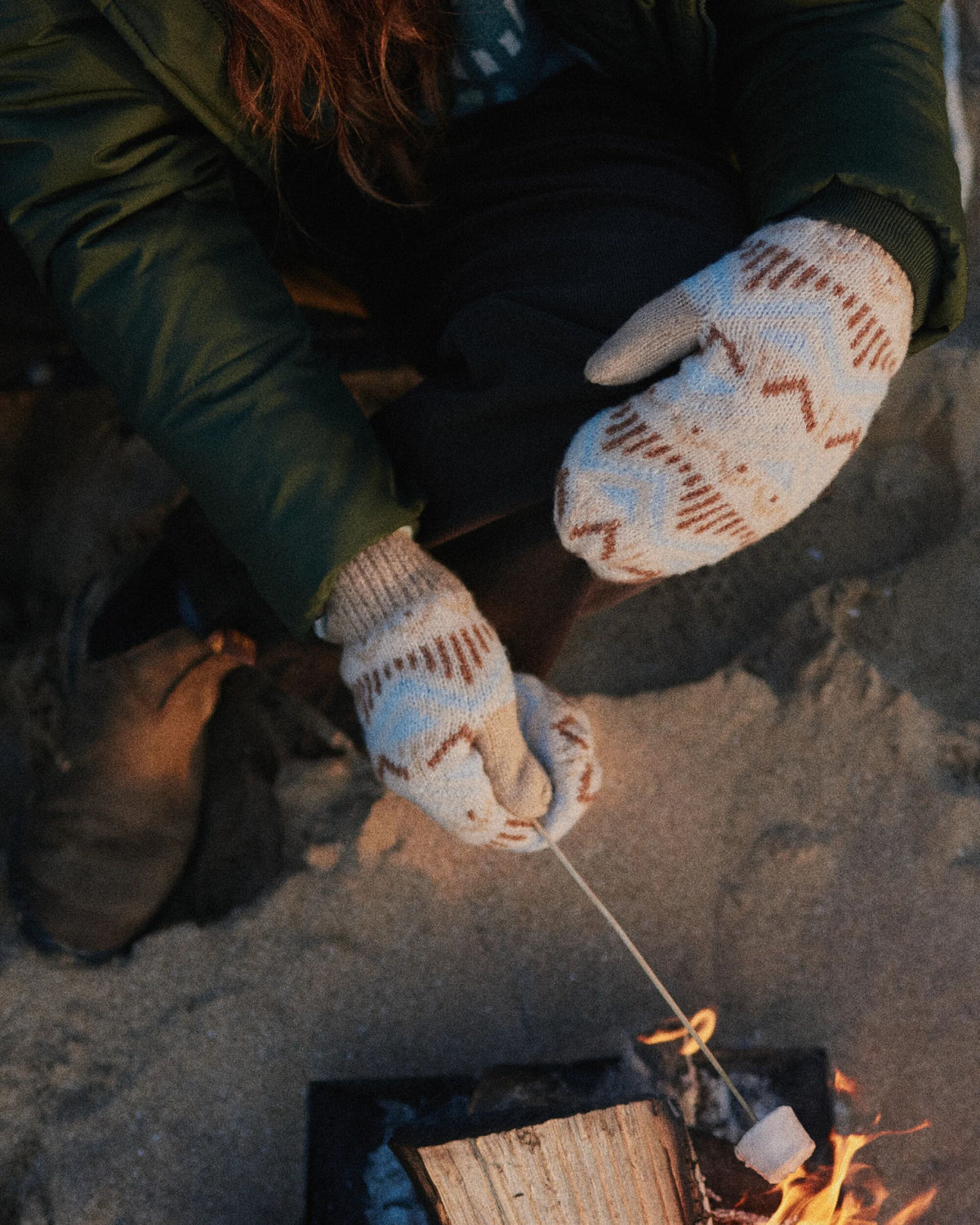 Nettle Fleece Lined Mittens - Birch - Lifestyle