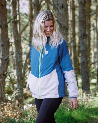 Shasta Lightweight Thermore® Insulated Jacket - Tidal Blue/Blue Steel/Birch - Lifestyle