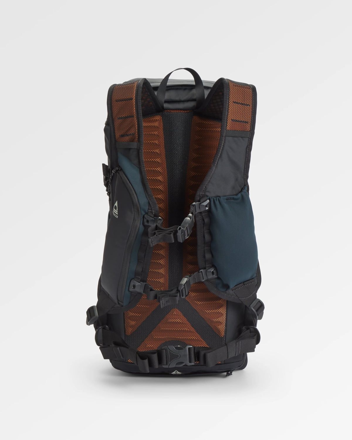 Trailscape 18L Backpack - Black - Flatlay