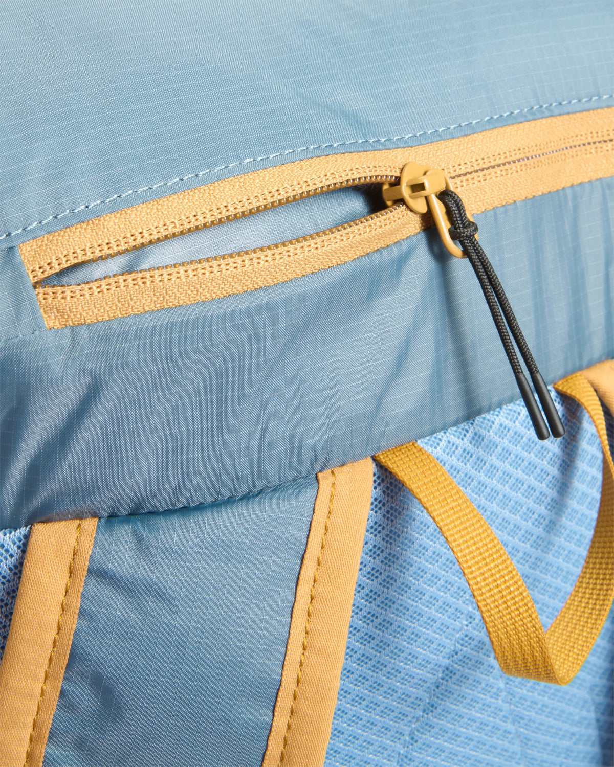 Travelscape Light 24L Backpack - Stormy Blue  - Flatlay