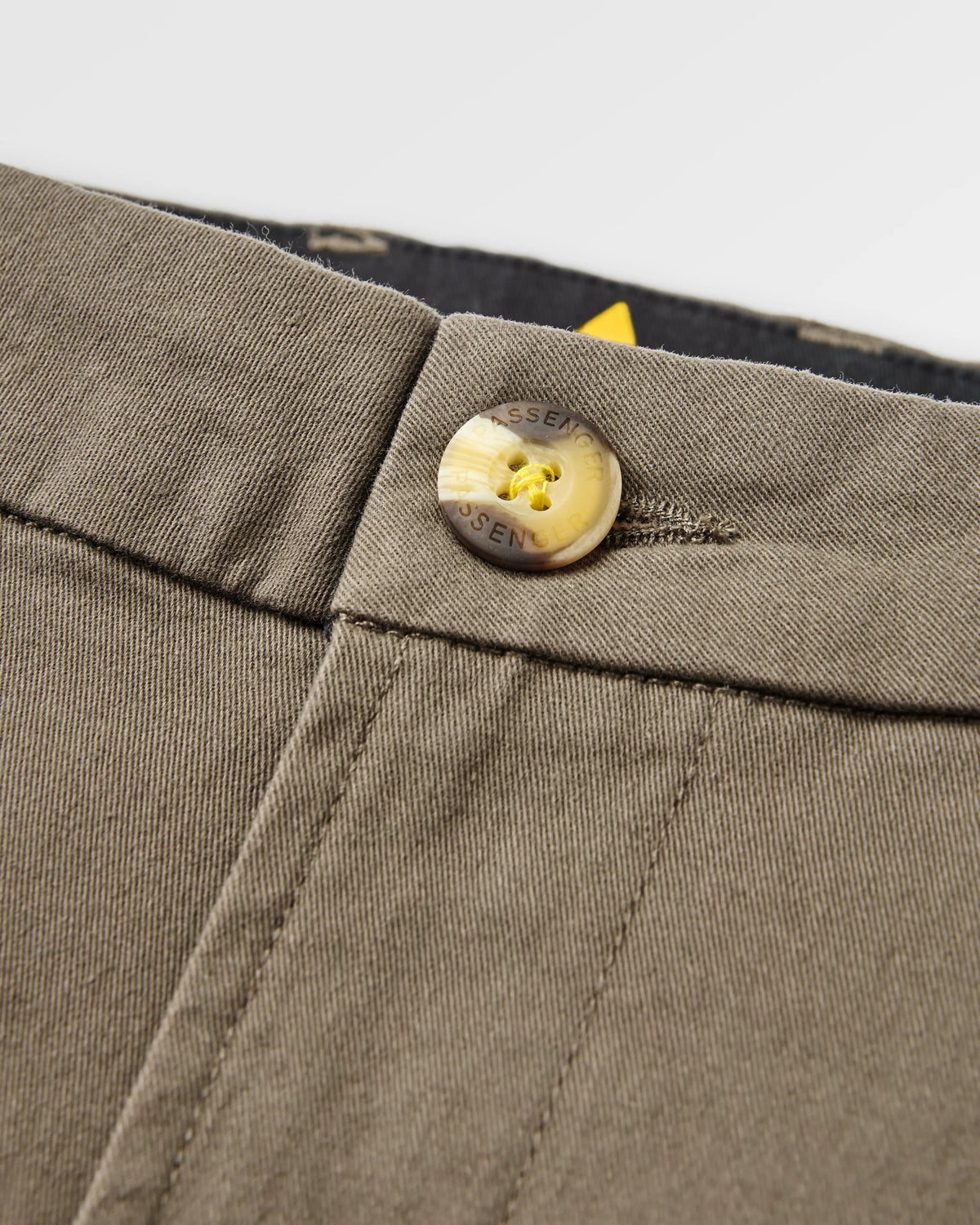 365 Cotton Short - Dusty Olive - Flatlay