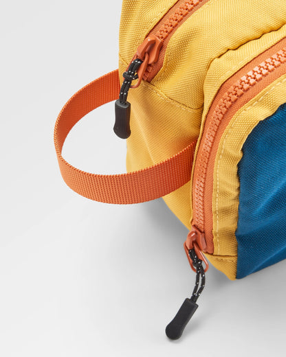 Travel Wash Kit - Tidal Blue Orange Multi - Flatlay