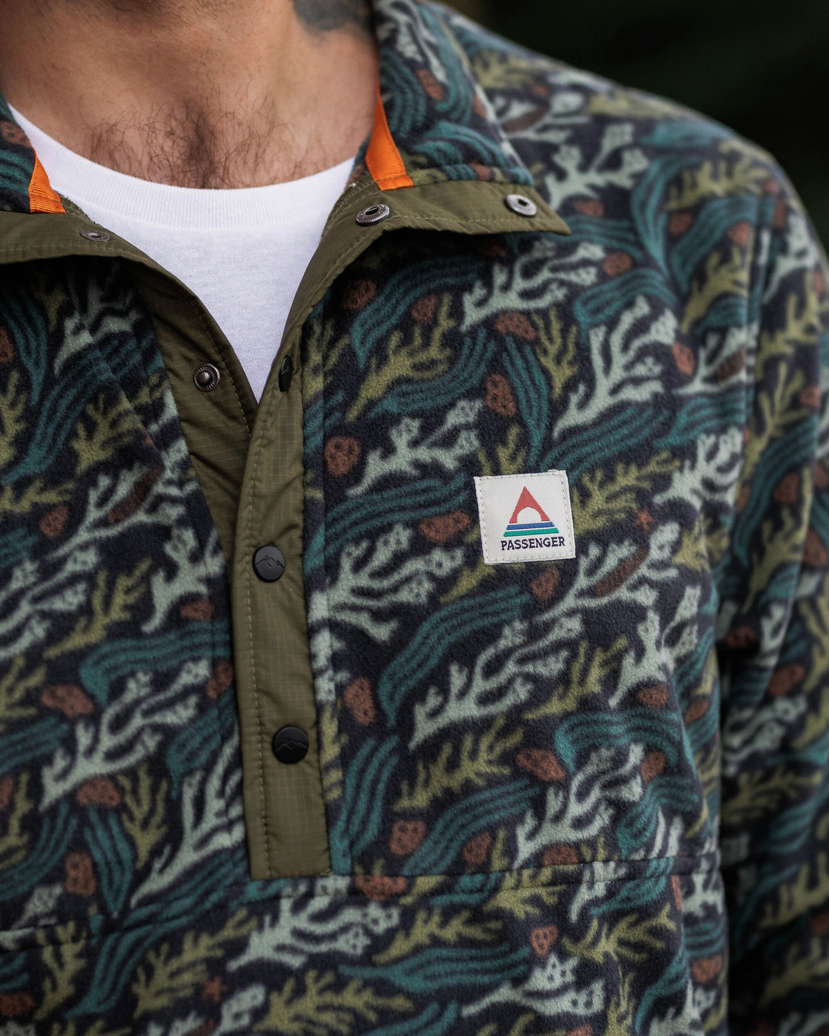 Adrift Polar Fleece - Ocean Current Black - Lifestyle