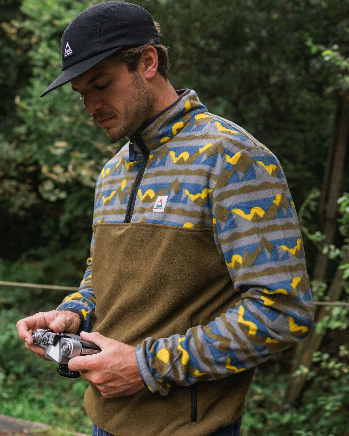 Set Off Polar 1/4 Zip Fleece - Views Dark Olive - Lifestyle