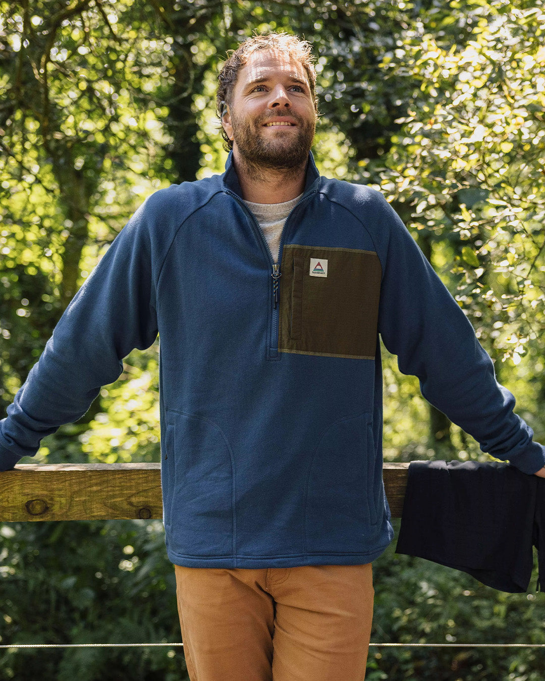 Offgrid 1/4 Zip Sweatshirt - Dark Denim - Lifestyle