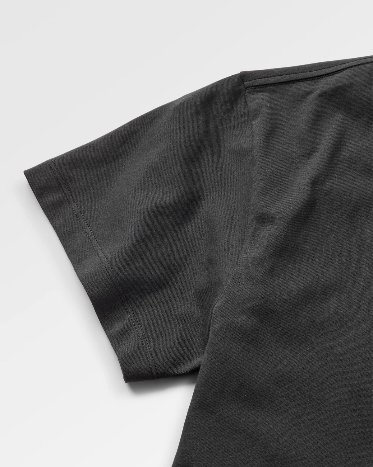Elbio Relaxed Fit T-Shirt - Black - Flatlay