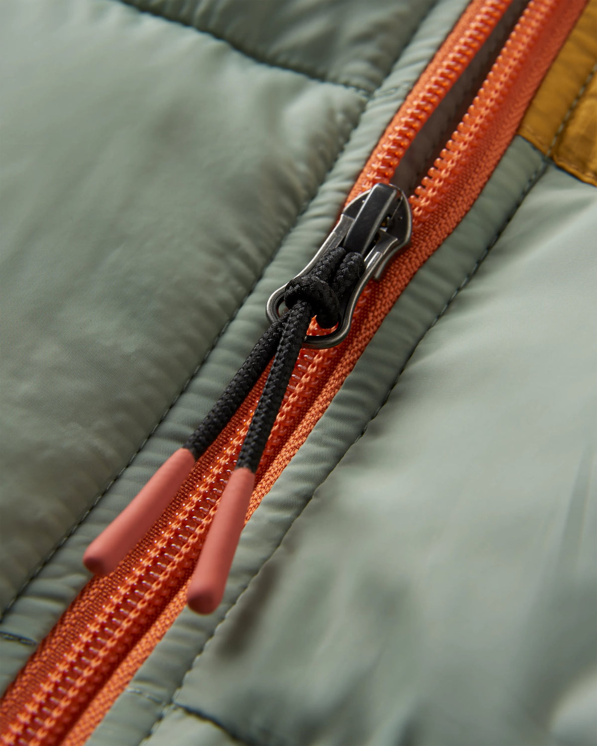 Inspire Insulated Gilet - Pistachio - Flatlay