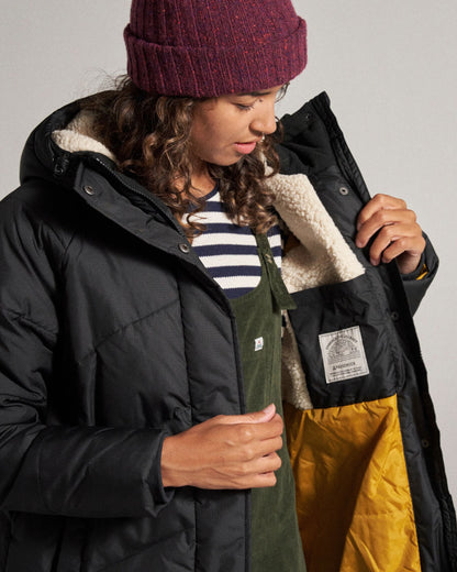 Tasman Long Insulated Jacket - Black - Studio Model