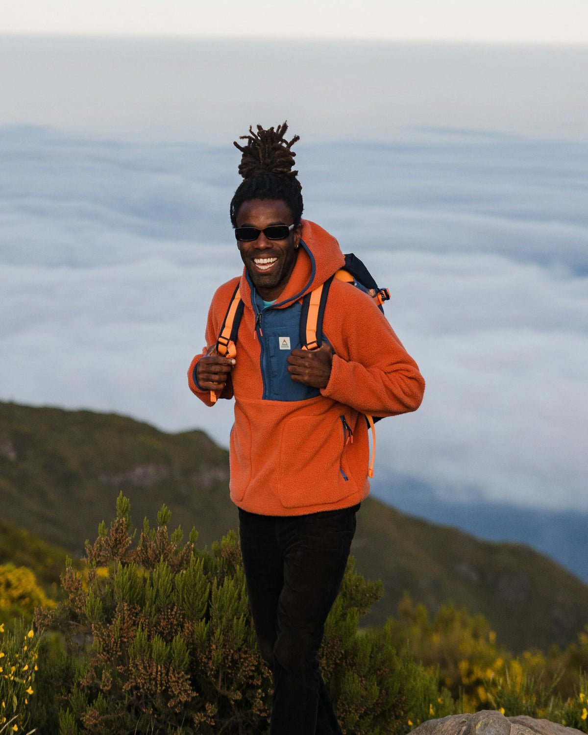Ventura 1/2 Zip Sherpa Fleece - Baked Clay - Lifestyle