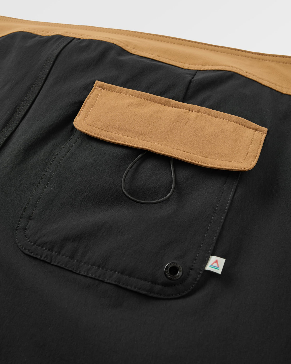 Cruiser NetPlus® 21" Boardshort - Black - Flatlay