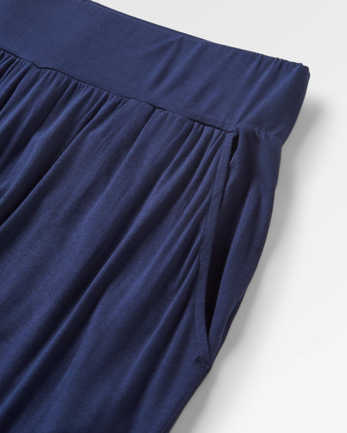 Day Dream Trouser - Rich Navy - Flatlay