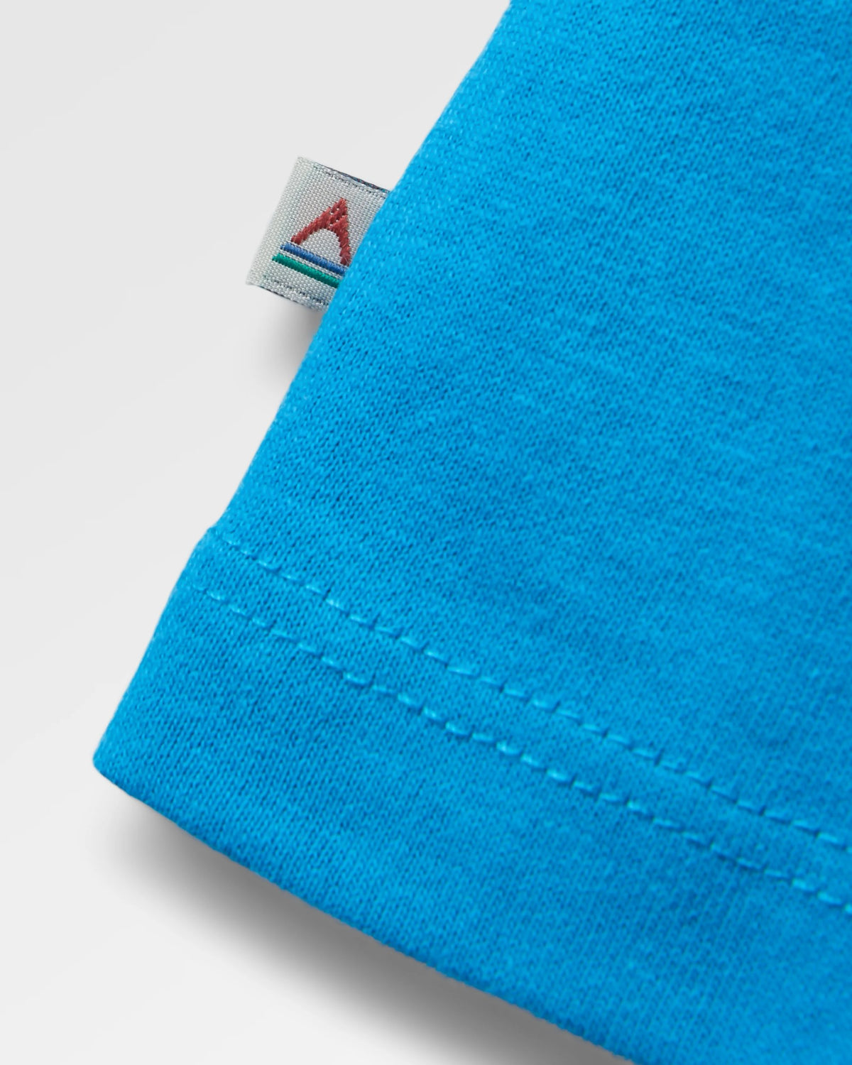 Roamer LS T-Shirt - Bluejay - Flatlay