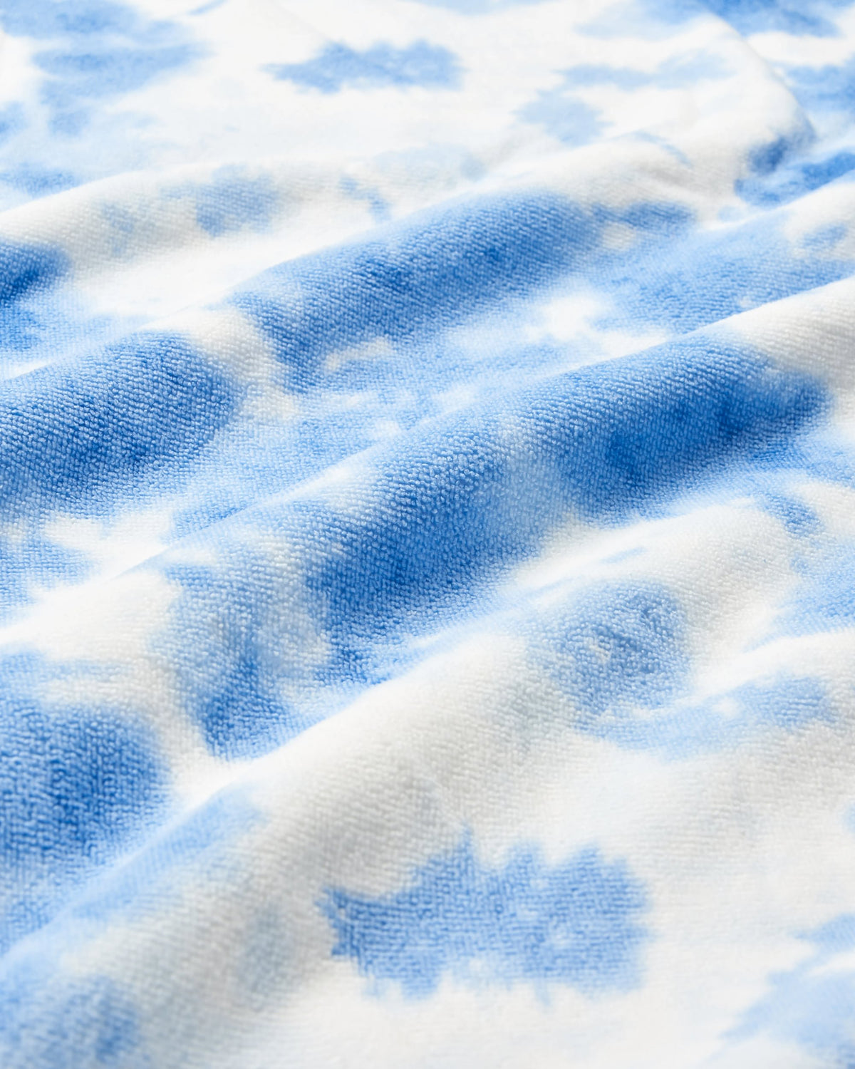 Travel Quick Dry Towel - Tie Dye Cornflower - Flatlay