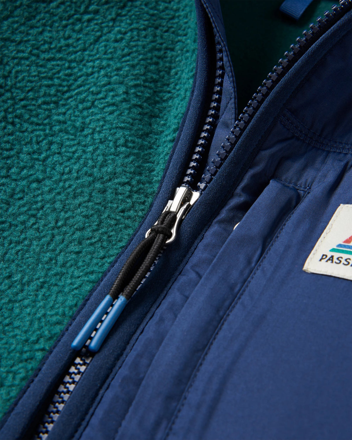 Ventura 1/2 Zip Sherpa Fleece - Rain Forest - Flatlay