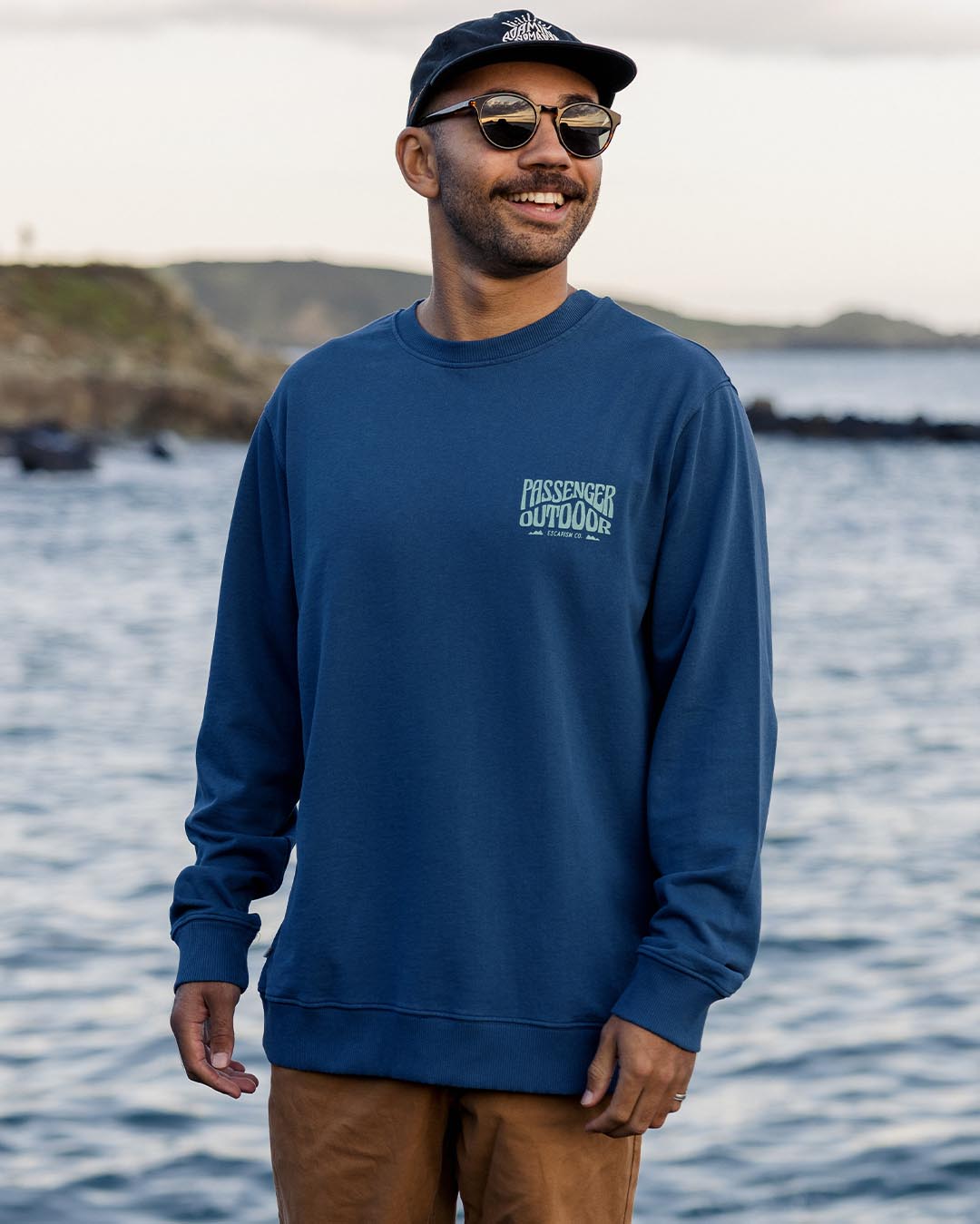 Yuca Sweatshirt - Dark Denim - Lifestyle