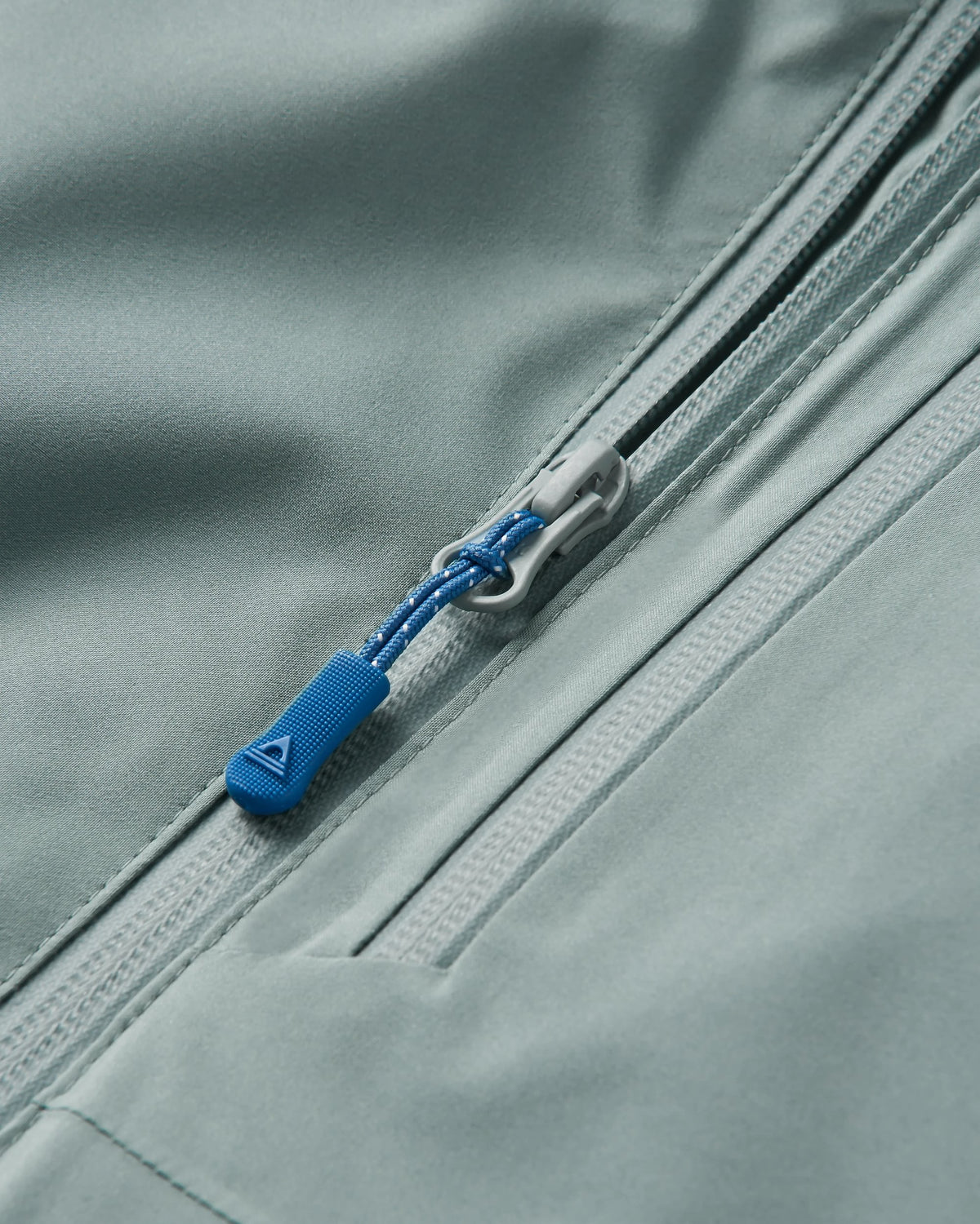 Eclipse Insulated Waterproof Jacket - Arctic - Flatlay