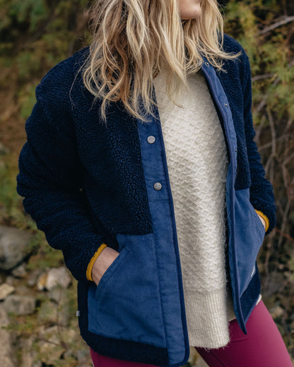 Clover Sherpa Fleece - Deep Navy - Lifestyle