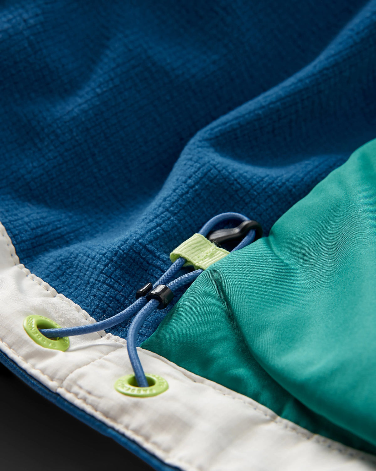 Shasta Lightweight Thermore® Insulated Jacket - Tidal Blue/Blue Steel/Birch - Flatlay