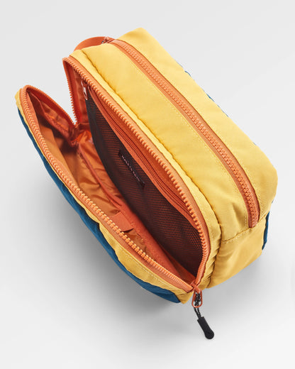 Travel Wash Kit - Tidal Blue Orange Multi - Flatlay