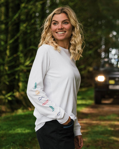 Phoenix LS T-Shirt - White - Lifestyle