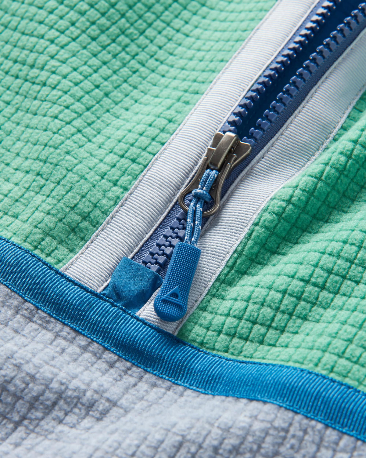 Overlook Grid Polar Fleece - Green Spruce/Grey Marl - Flatlay