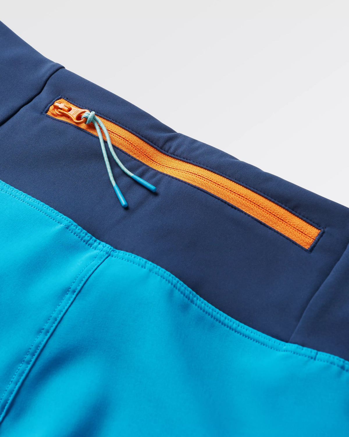 Roundtrip Trail Short 5" - Blue Pool - Flatlay