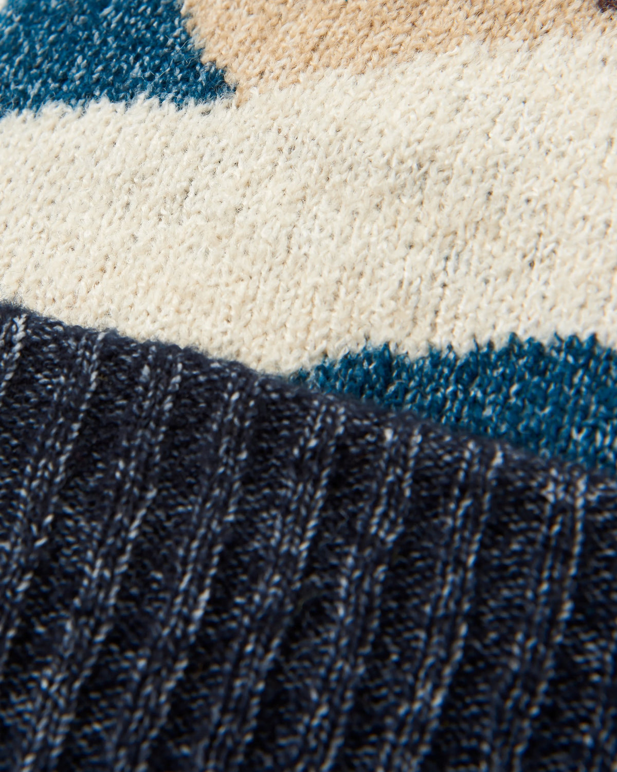 Scenic Bobble Hat - Scenic Toffee - Flatlay