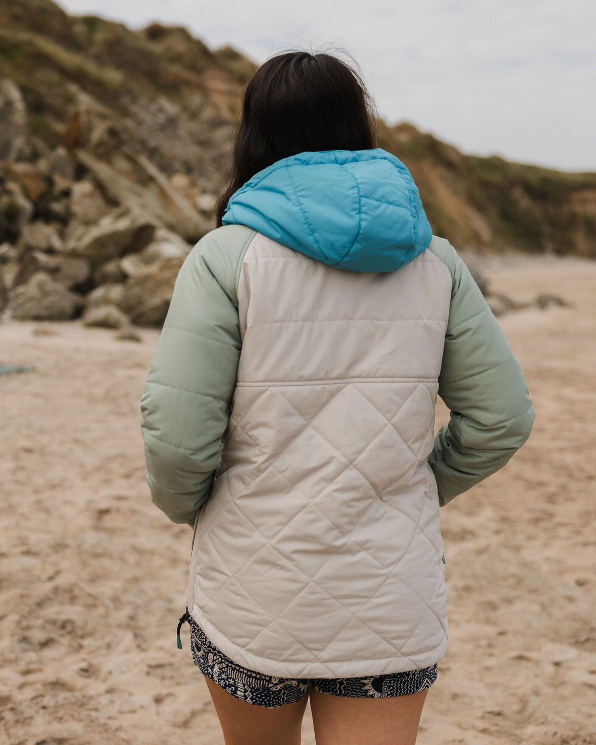 Ocean Insulated Anorak - Pebble Grey - Lifestyle