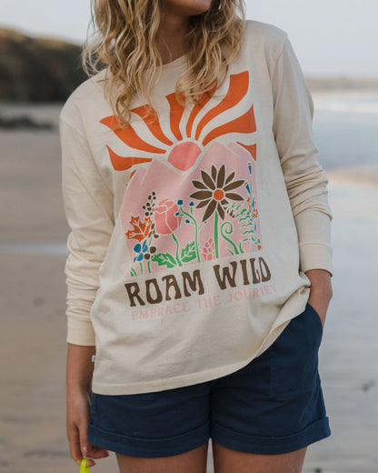 Roam Wild Oversized LS T-Shirt - Birch - Lifestyle
