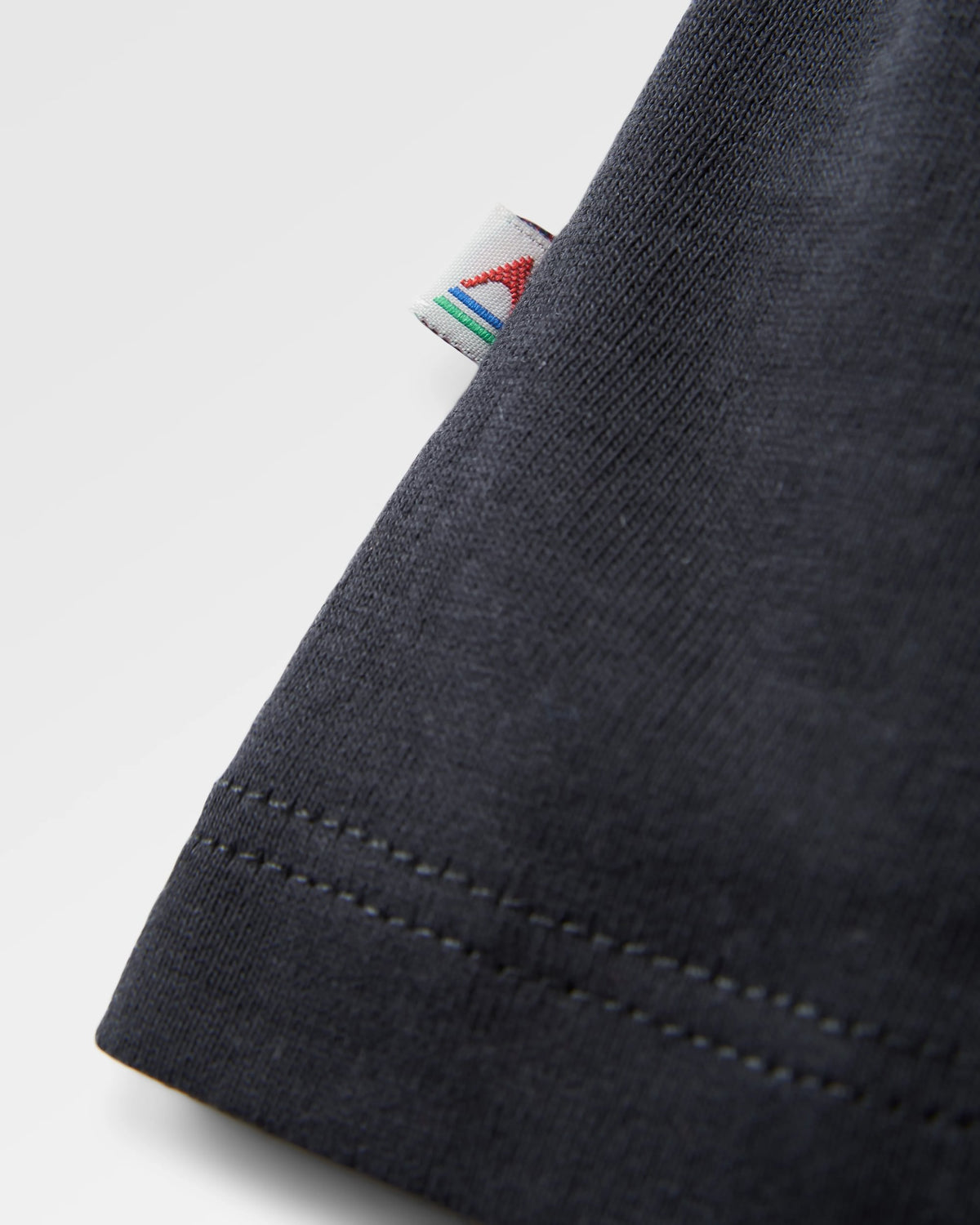 Laidback Vest - Black - Flatlay