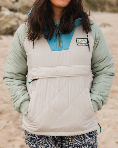 Ocean Insulated Anorak - Pebble Grey - Lifestyle