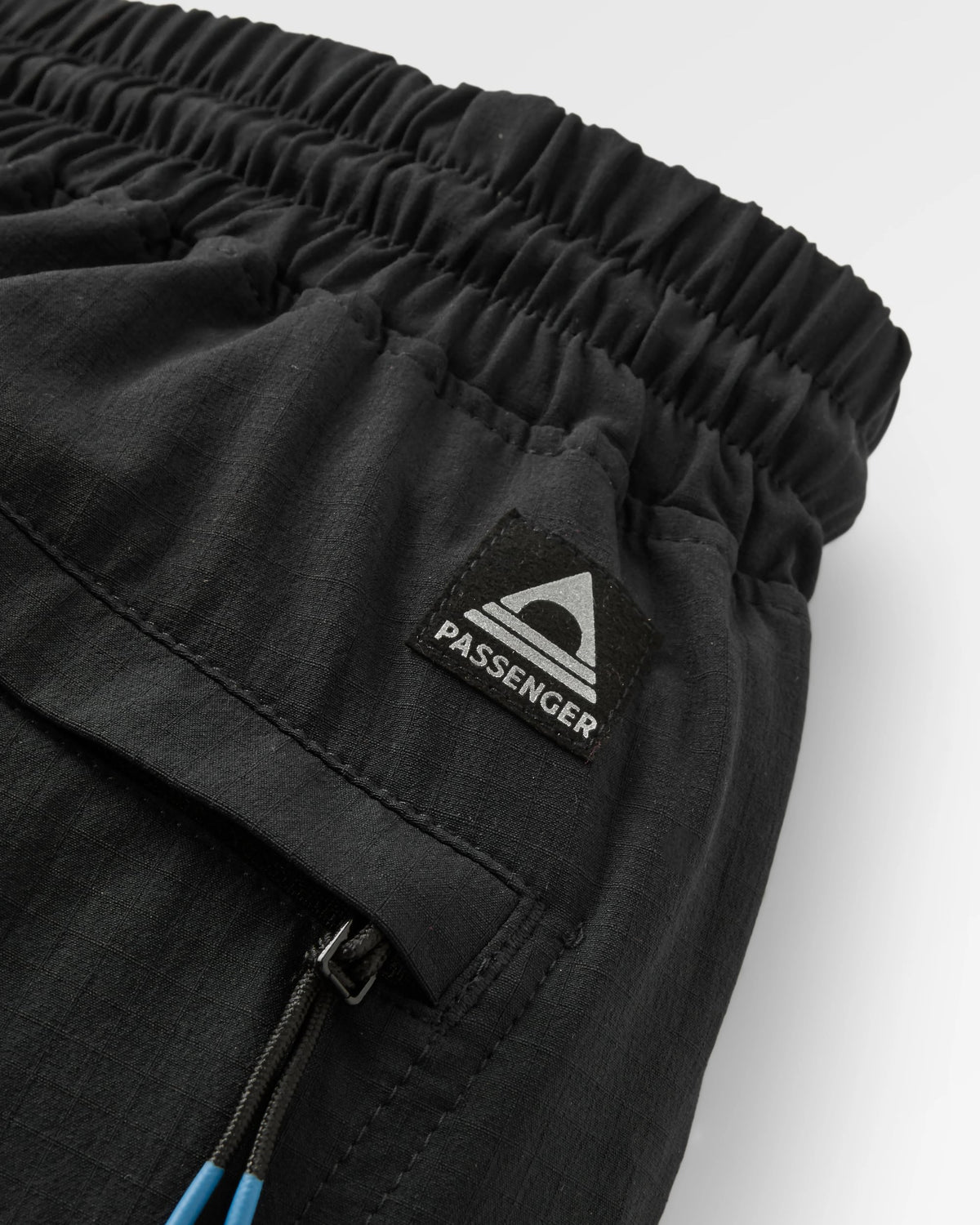 Stride Active Trail Jogger - Black - Flatlay