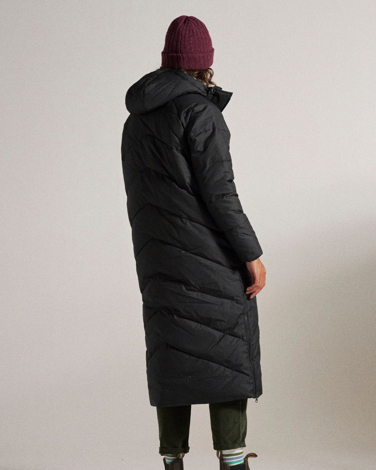Tasman Long Insulated Jacket - Black - Studio Model