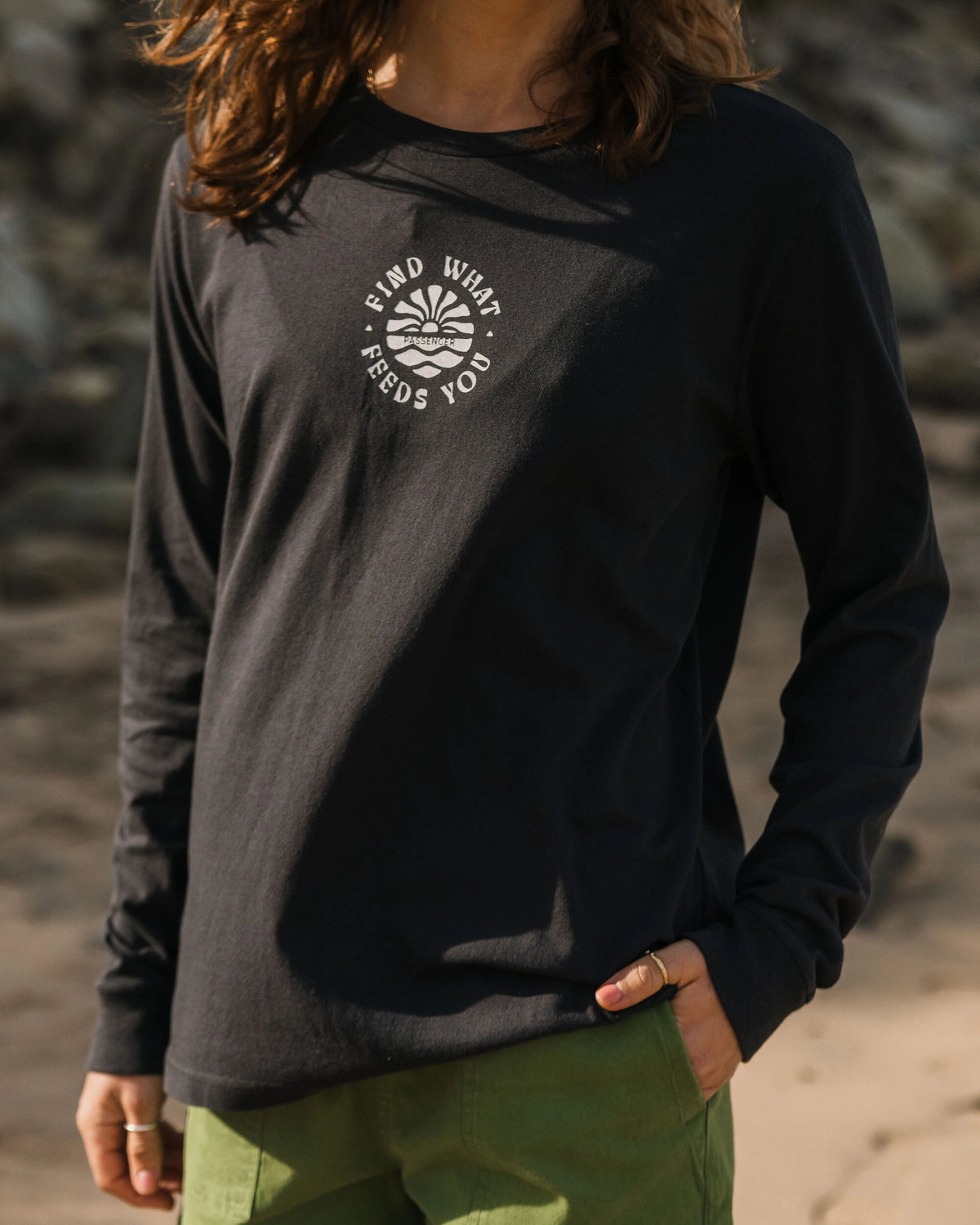 Discovery LS T-Shirt - Black - Lifestyle