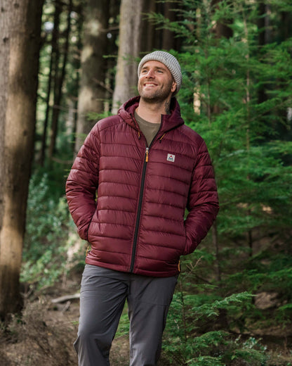 Roamer Insulated Jacket - Wine - Lifestyle