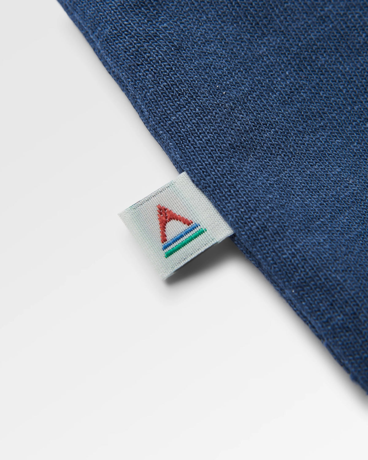 Roamer Men's T-Shirt - Rich Navy - Flatlay