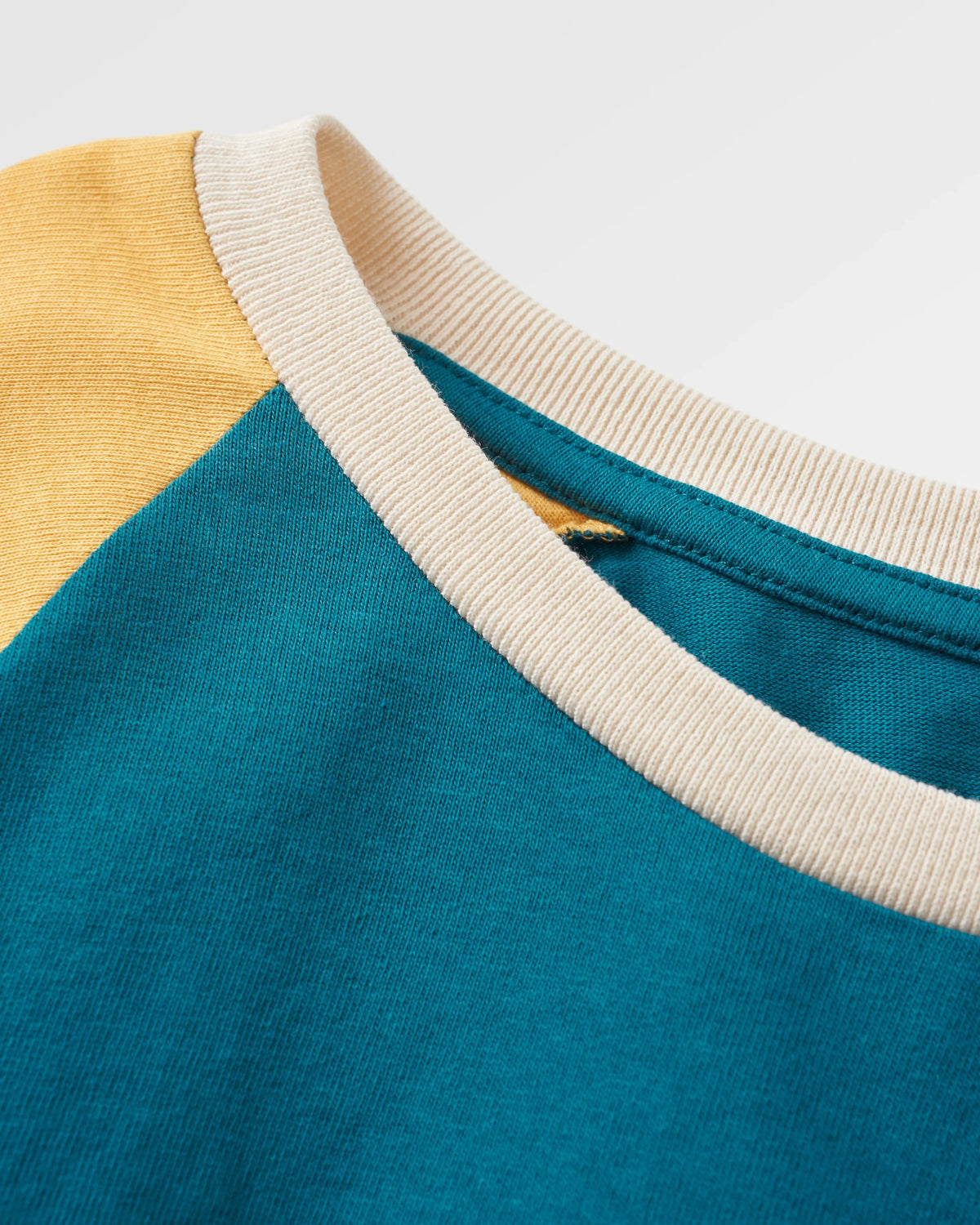 Riser LS T-Shirt - Blue Coral - Flatlay