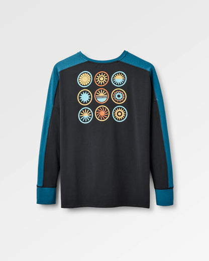 Chase The Light Drirelease® Active LS T-Shirt - Black - Flatlay