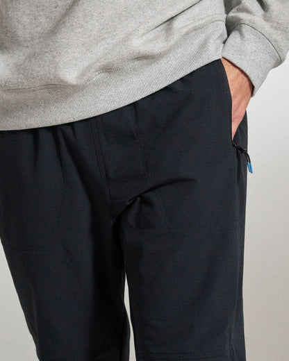 Stride Active Trail Jogger - Black - Studio Model