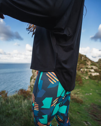 Hatha Active Top - Black - Lifestyle
