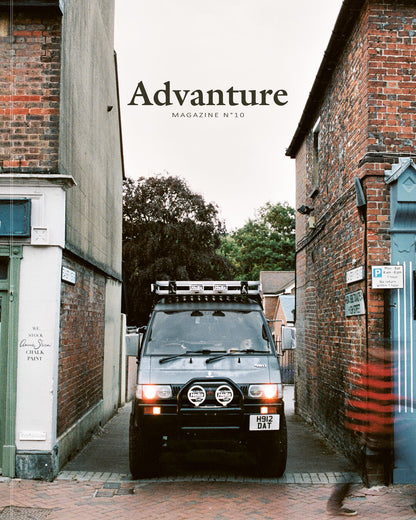 Advanture Magazine Issue 10 - Flatlay