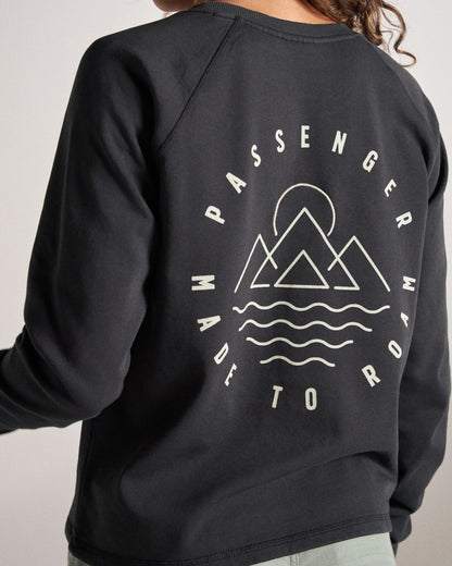 Remote Sweatshirt - Black - Studio Model