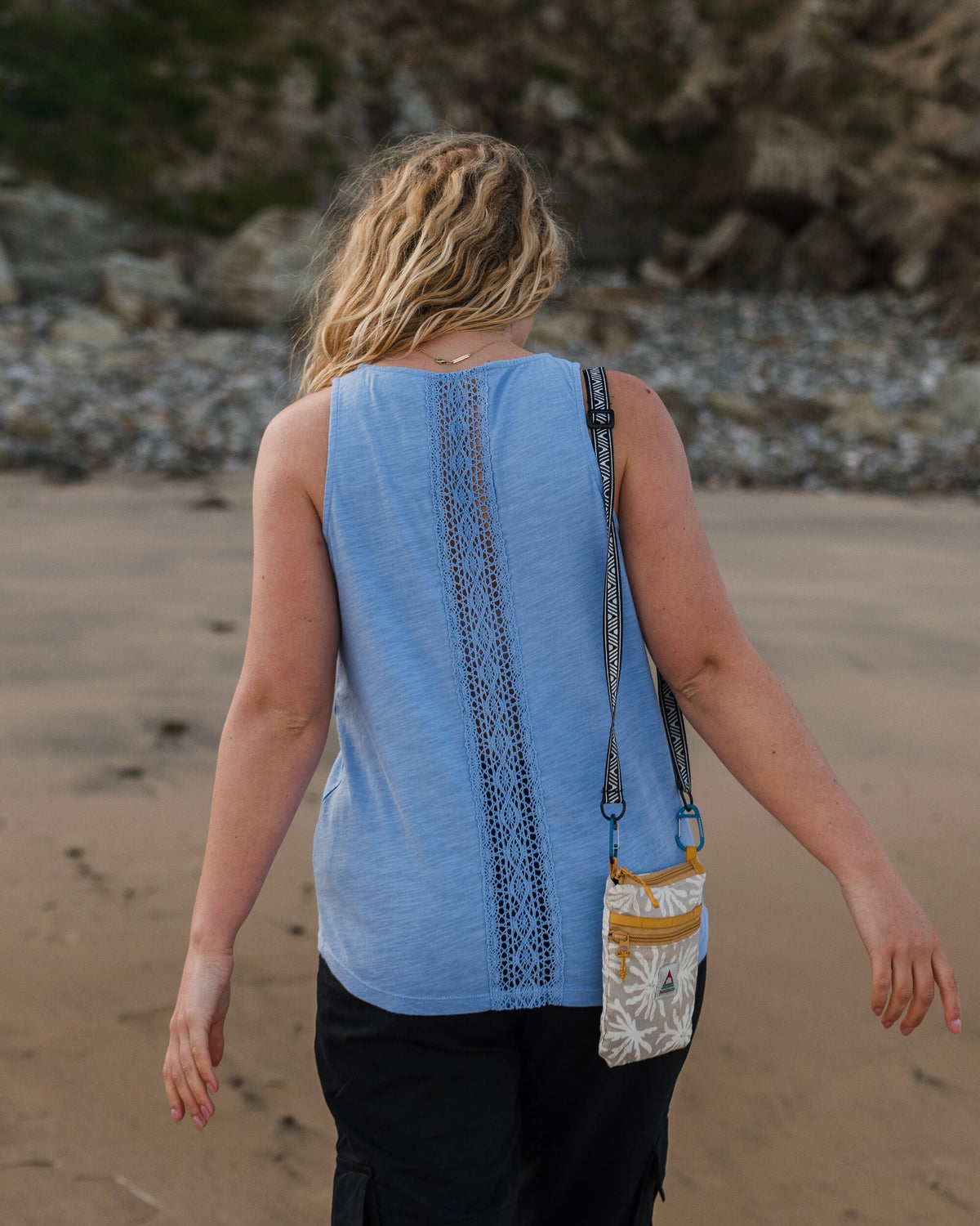 Rivergate Top - Cornflower - Lifestyle