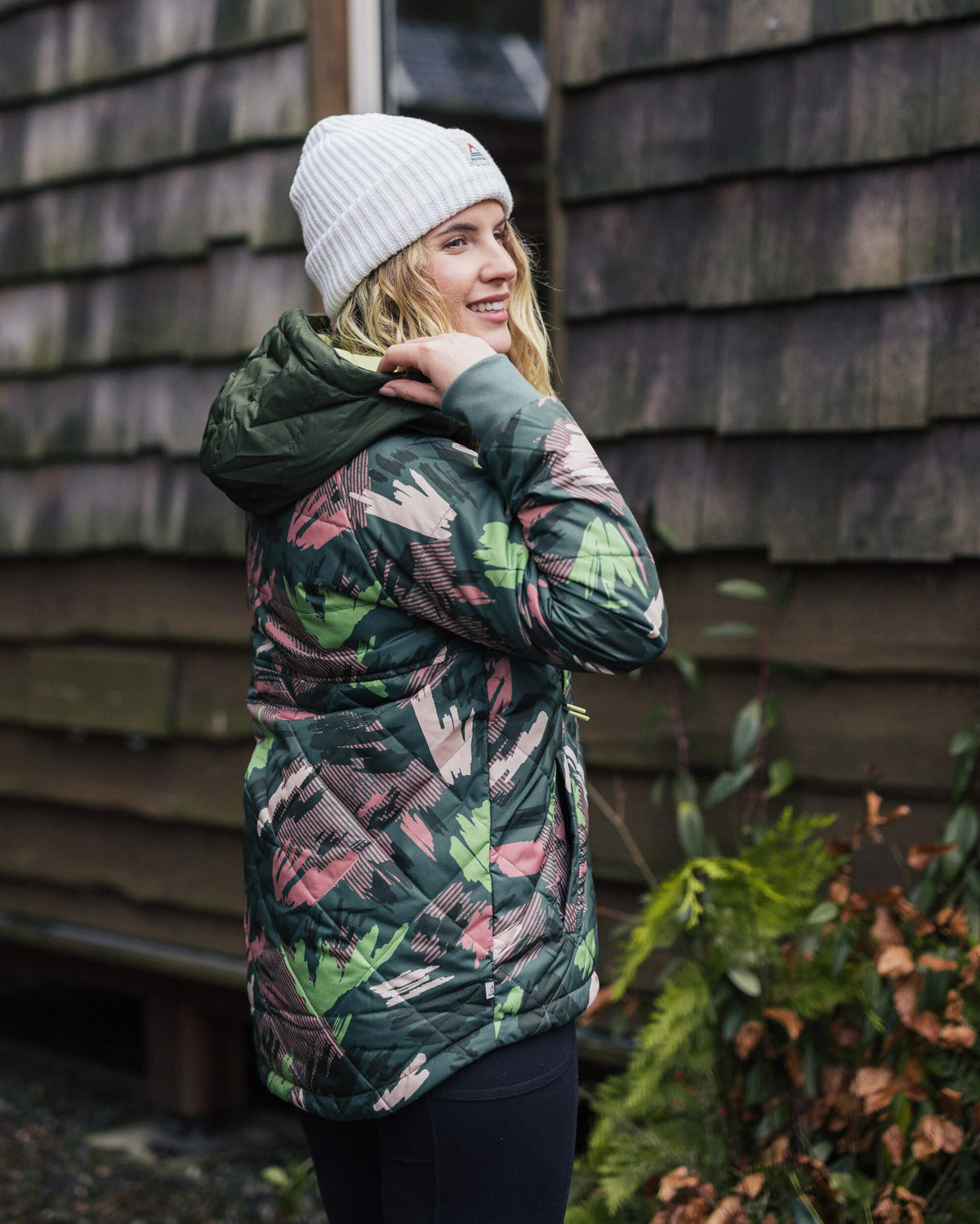 Ocean Insulated Anorak - Abstract Mountain Fir Tree - Lifestyle