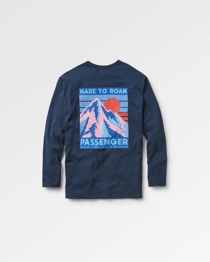 Distance Relaxed Fit LS T-Shirt - Deep Navy - Flatlay